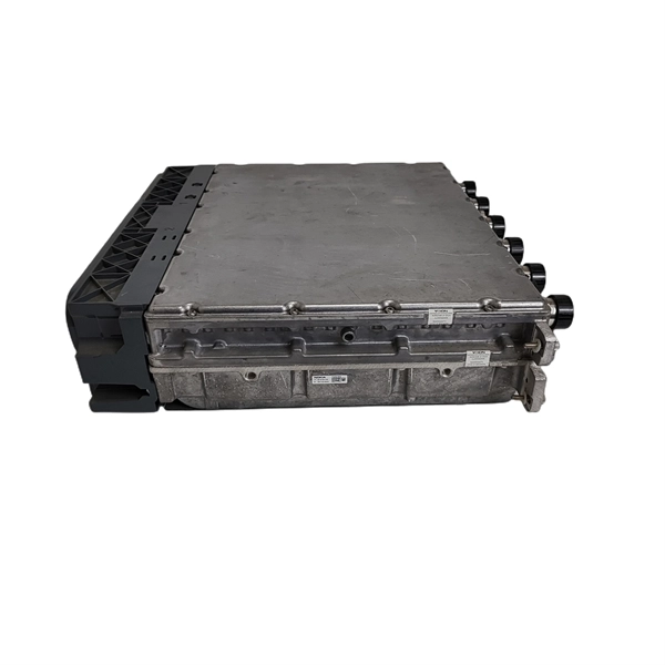 How many switches are there in the secondary distribution box
