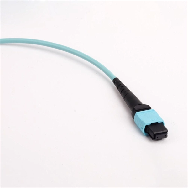 The switch is not communicating when connected to the optical module