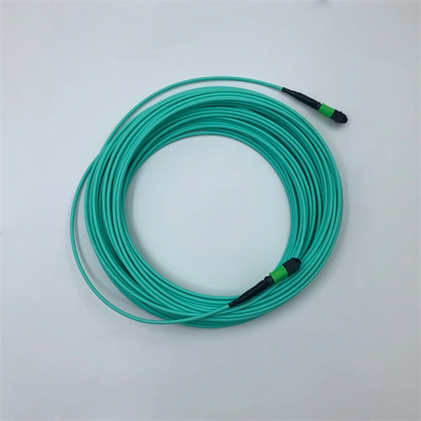 Laying and guiding optical cables