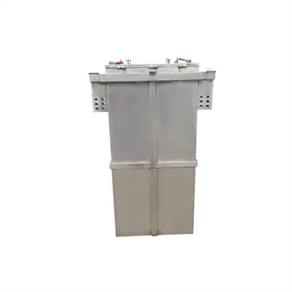 Measuring incoming current of distribution box